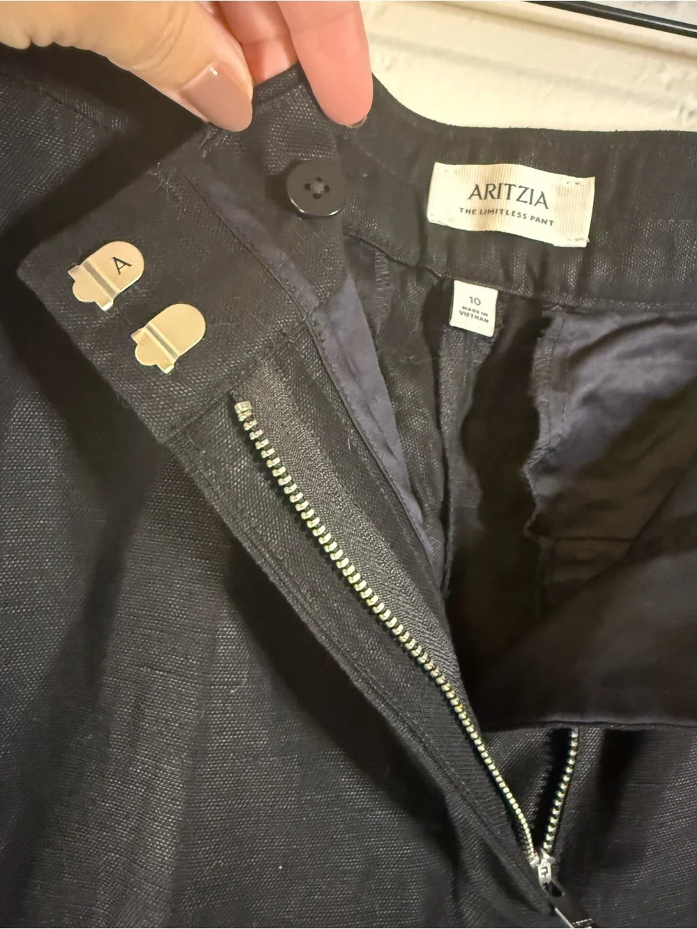 Aritzia Women's Limitless Pant
